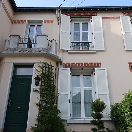 Au Jardin De L'Eventail Acomodação com café da manhã Le Mans Exterior foto